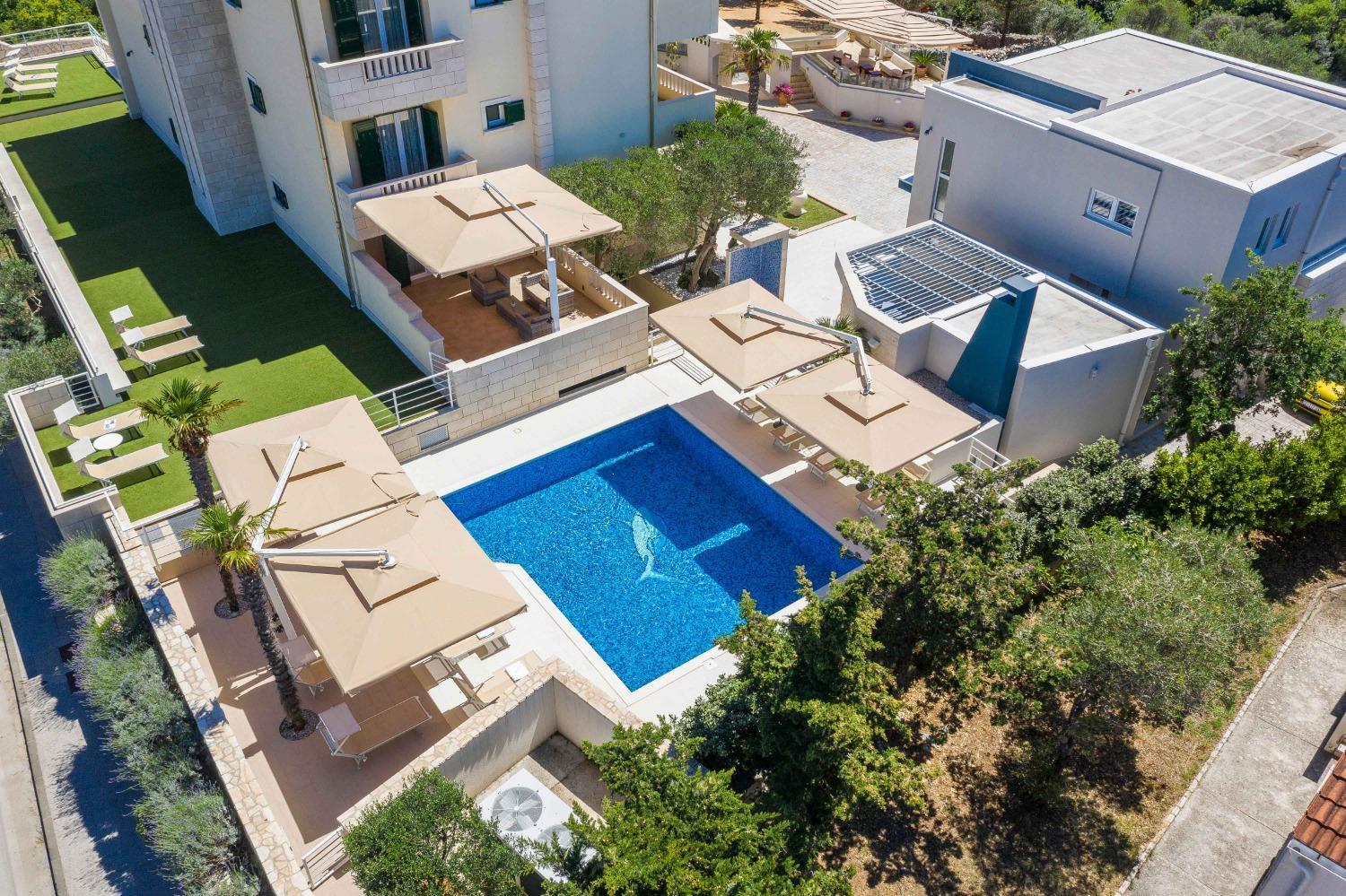 Apartments Tomo - With Pool Novalja Exterior photo